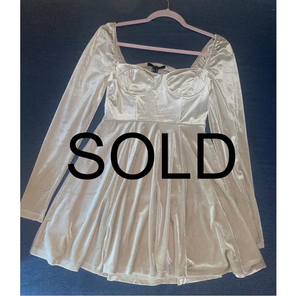 Soft Tan/nude long sleeve dress forever 21